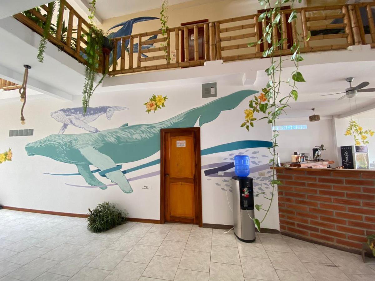 Whale House Hotel Puerto López Eksteriør bilde